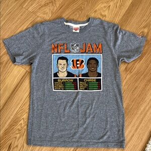 HOMAGE Unisex NFL Jam Bengals Burrow and Chase Gray Crewneck T-Shirt size XS